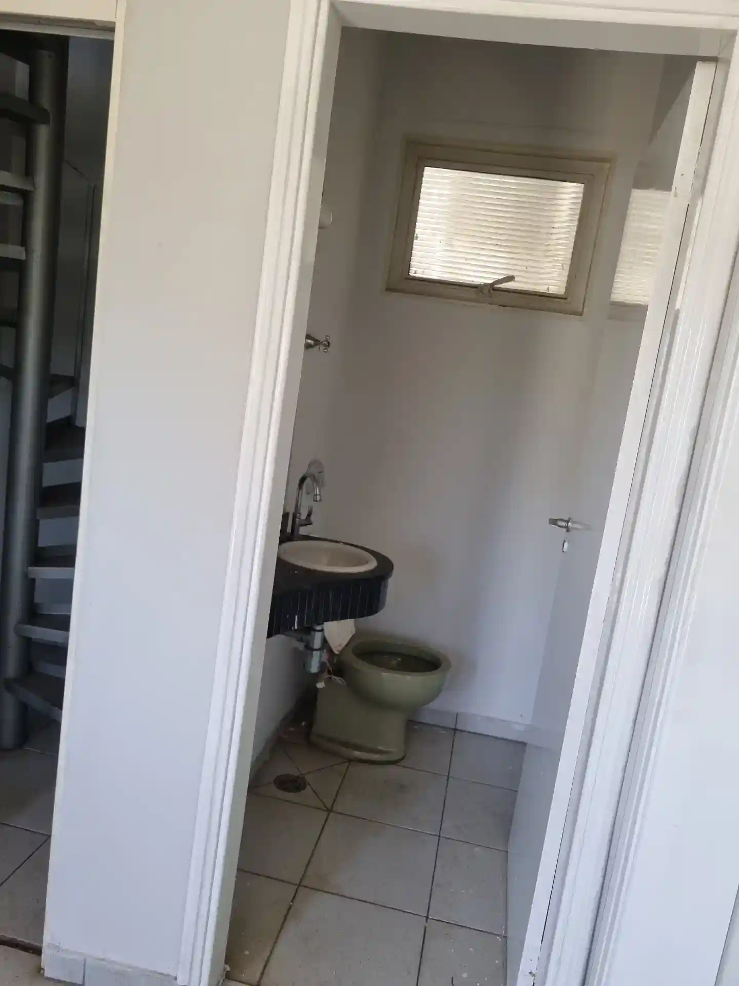Prédio comercial  para aluguel, 400m² — foto 10 de 12