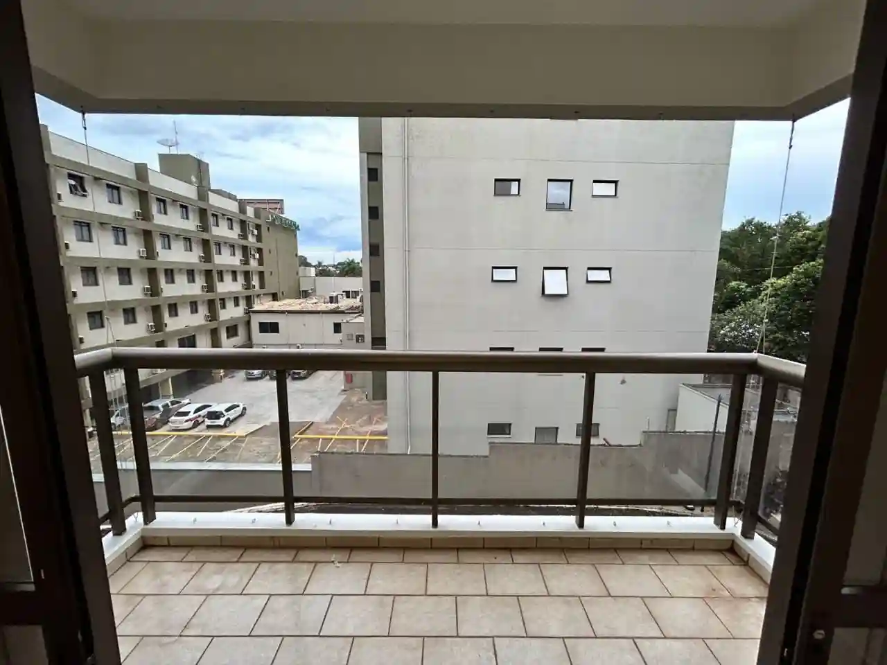 Apartamento com 3 quartos à venda, 108m² — foto 2 de 14