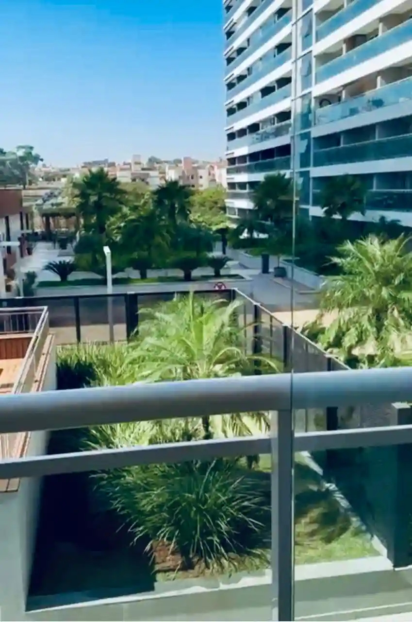 Apartamento com 2 quartos à venda, 72m² — foto 8 de 9