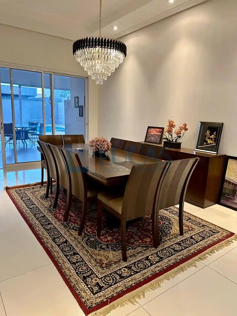 Casa de Condomínio com 3 quartos à venda, 352m² — foto 3 de 33