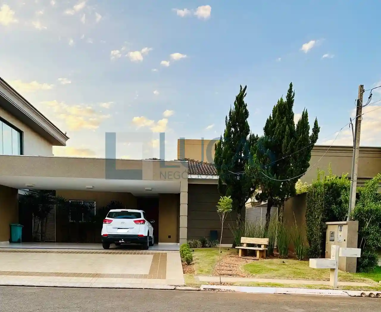 Casa de Condomínio com 3 quartos à venda, 352m² — foto 23 de 33