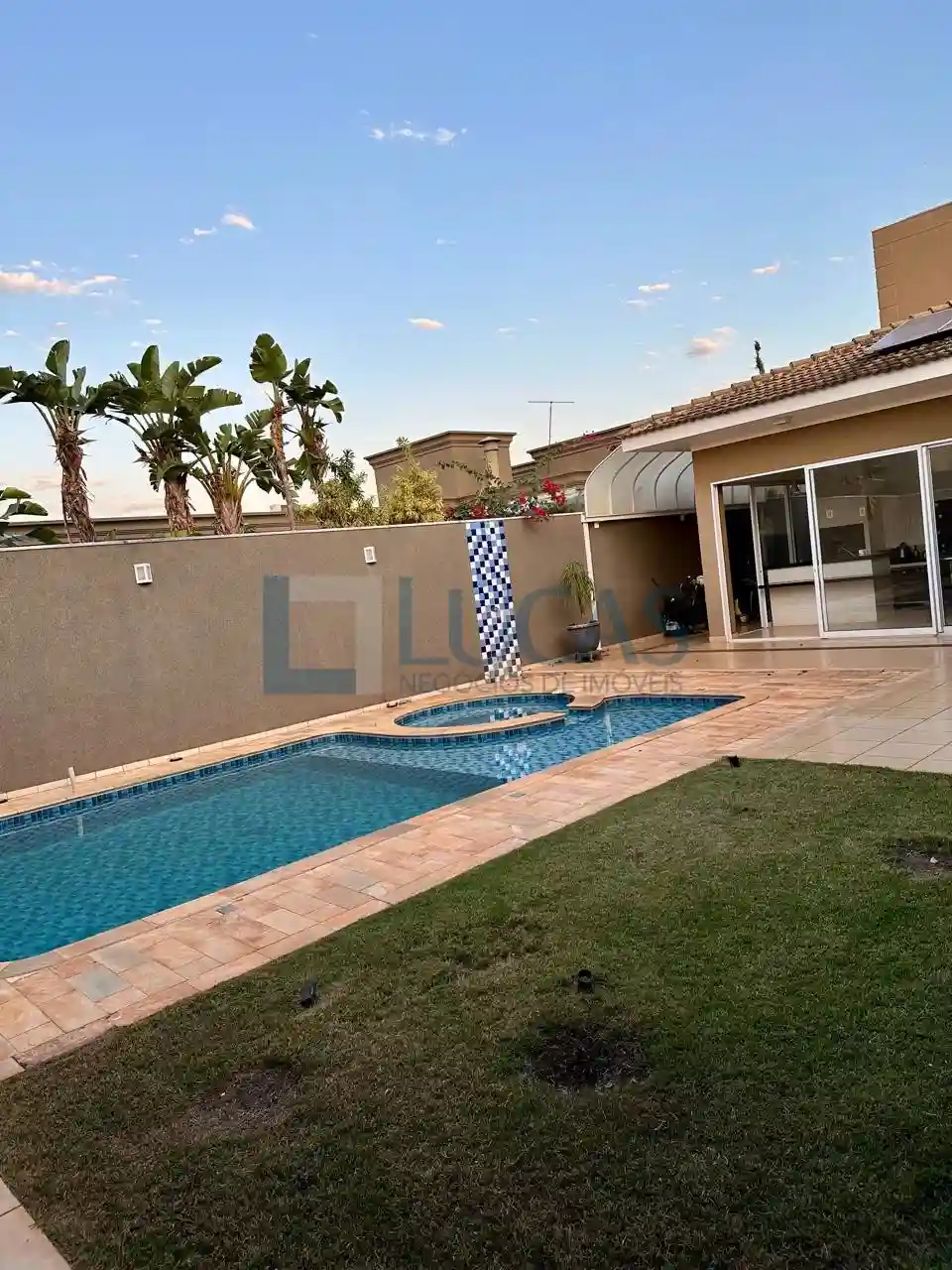 Casa de Condomínio com 3 quartos à venda, 352m² — foto 31 de 33