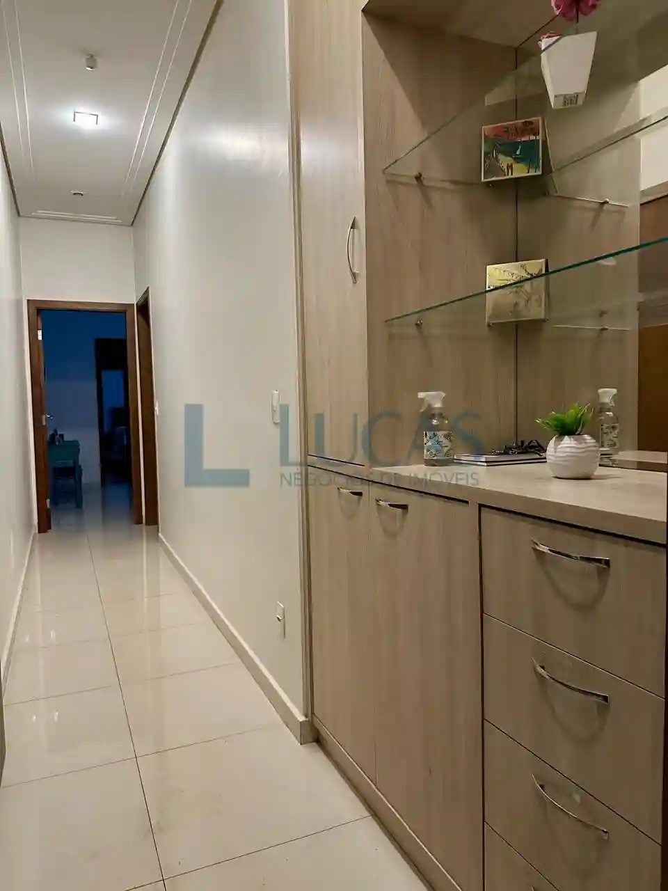 Casa de Condomínio com 3 quartos à venda, 352m² — foto 9 de 33