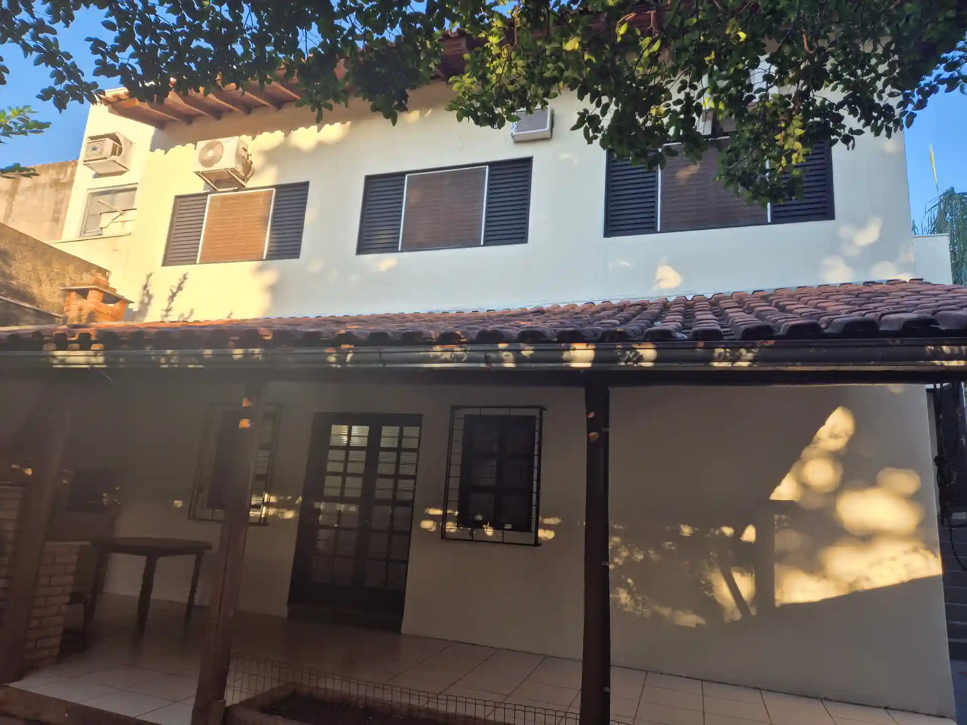 Casa com 3 quartos à venda, 224m² — foto 3 de 5