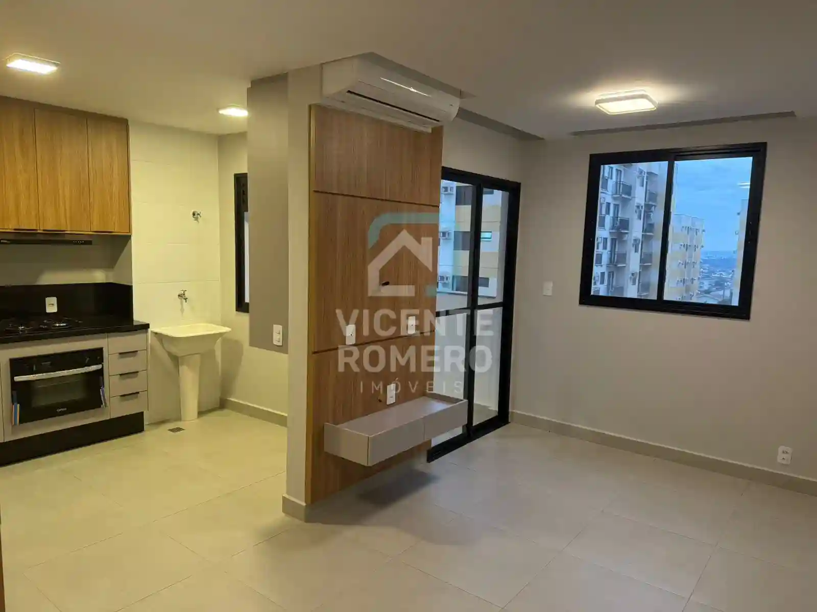 Apartamento com 2 quartos para aluguel, 70m² — foto 4 de 6
