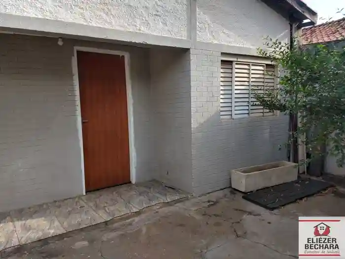 Casa com 2 quartos à venda, 60m² — foto 2 de 45