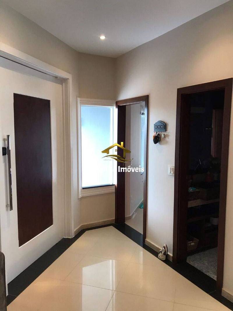Casa de Condomínio com 3 quartos à venda, 260m² — foto 18 de 19