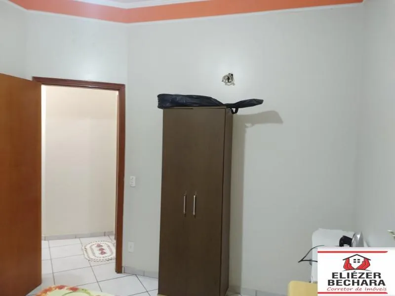 Casa à venda — foto 10 de 11