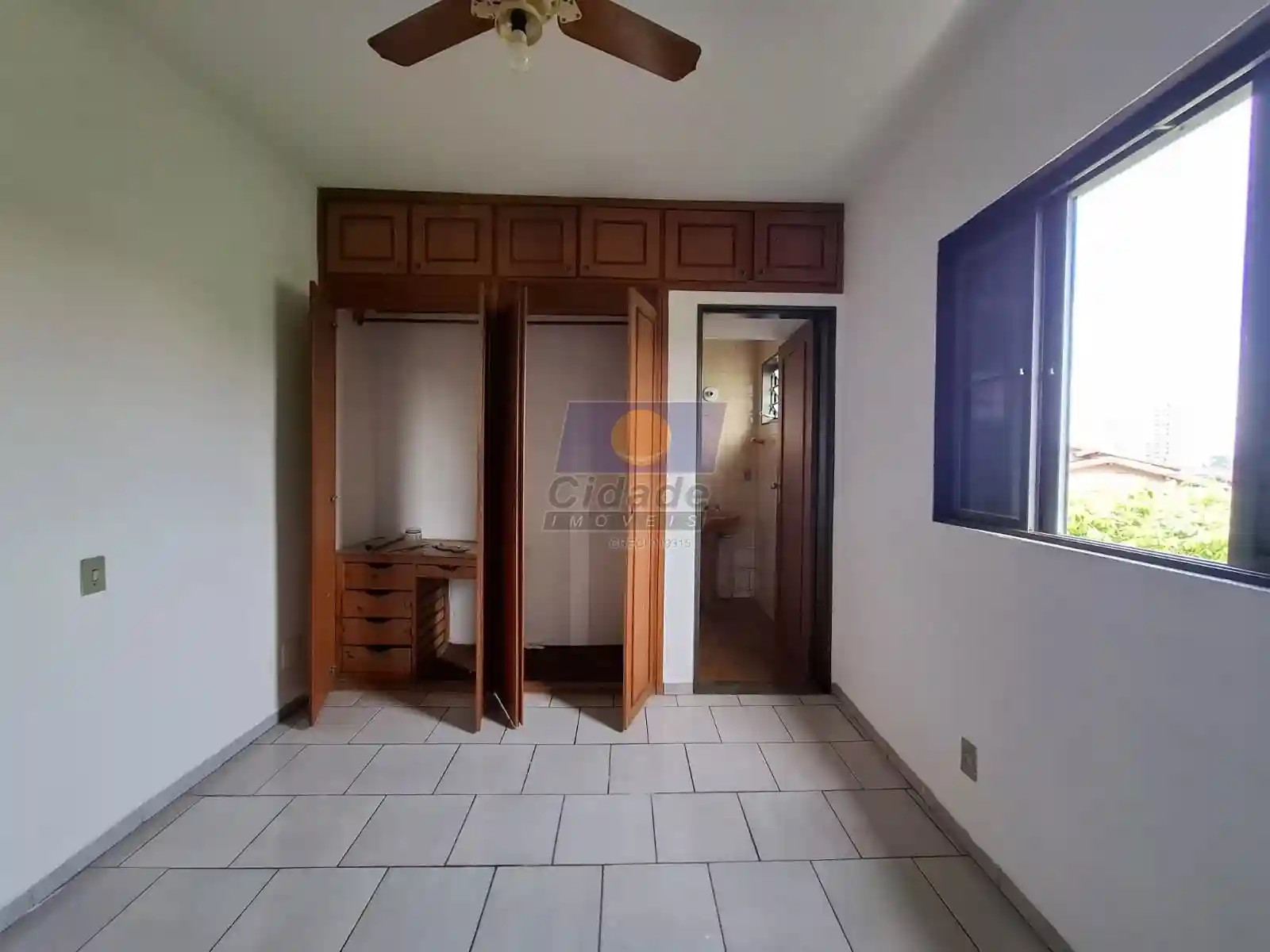 Apartamento com 3 quartos à venda, 100m² — foto 7 de 11