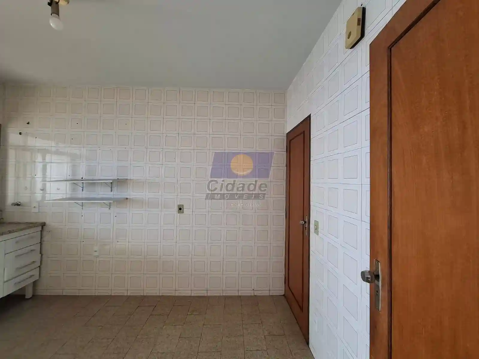 Apartamento com 3 quartos à venda, 100m² — foto 3 de 11
