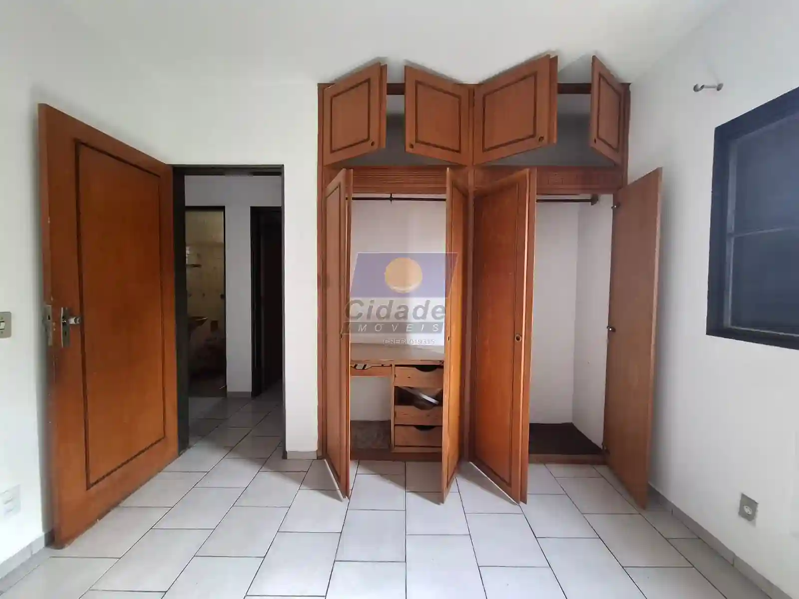 Apartamento com 3 quartos à venda, 100m² — foto 6 de 11