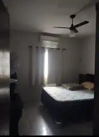 Casa à venda — foto 4 de 8