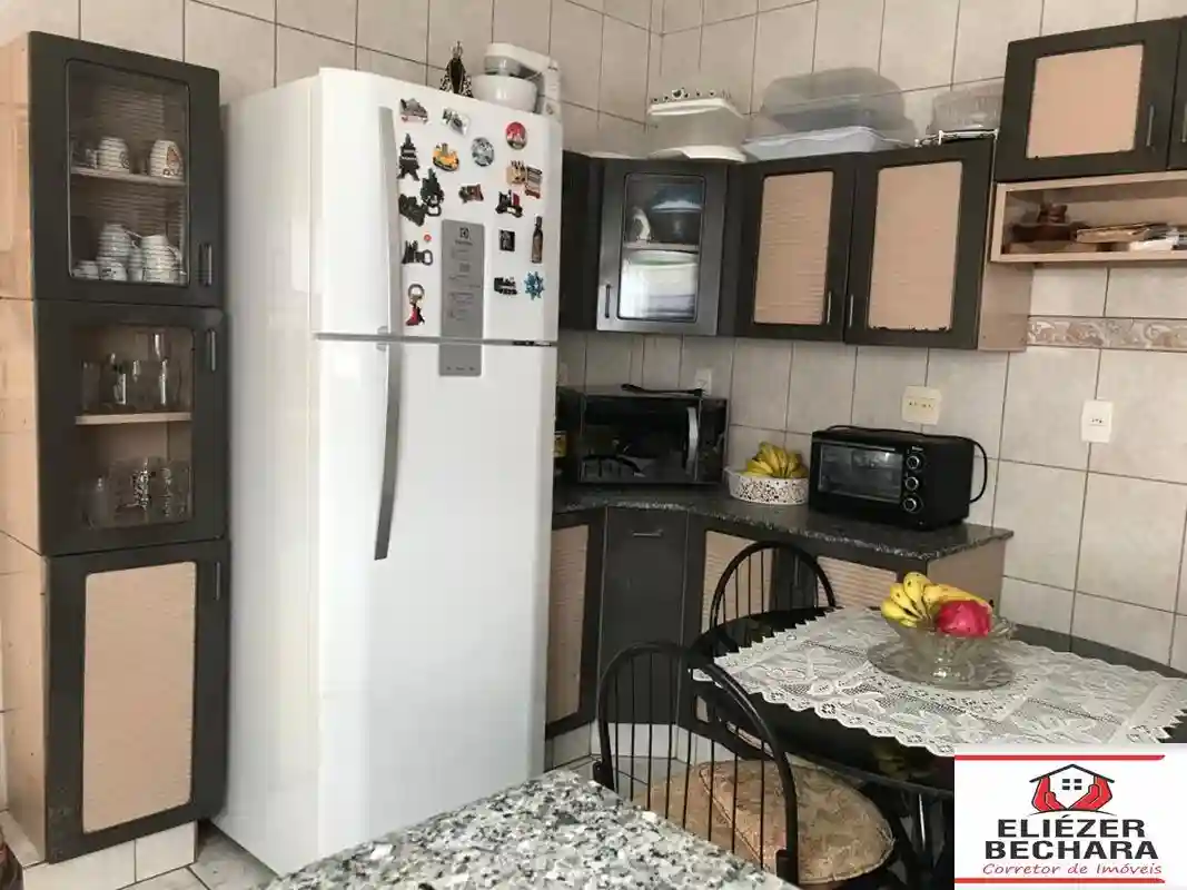 Casa com 3 quartos à venda, 200m² — foto 7 de 20