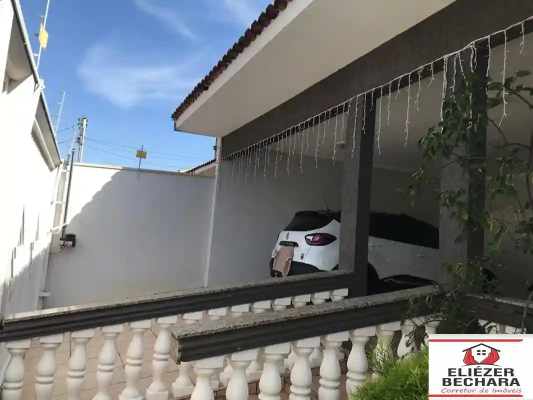 Casa com 3 quartos à venda, 200m² — foto 9 de 20