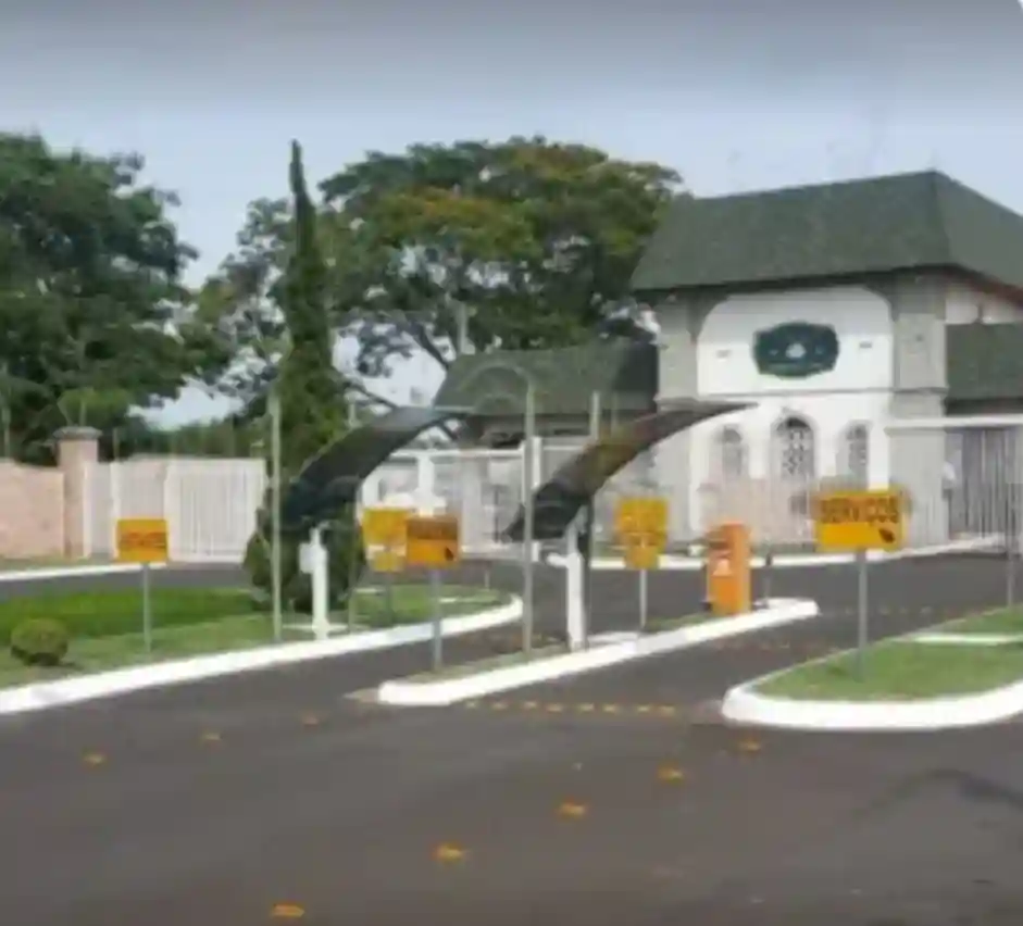 Terreno / Lote / Condomínio  à venda, 360m² — foto 9 de 9