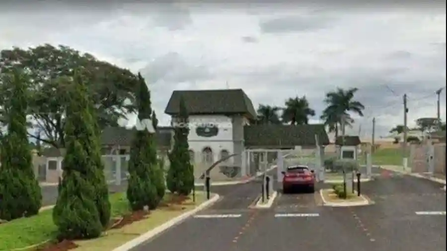 Terreno / Lote / Condomínio  à venda, 360m² — foto 8 de 9