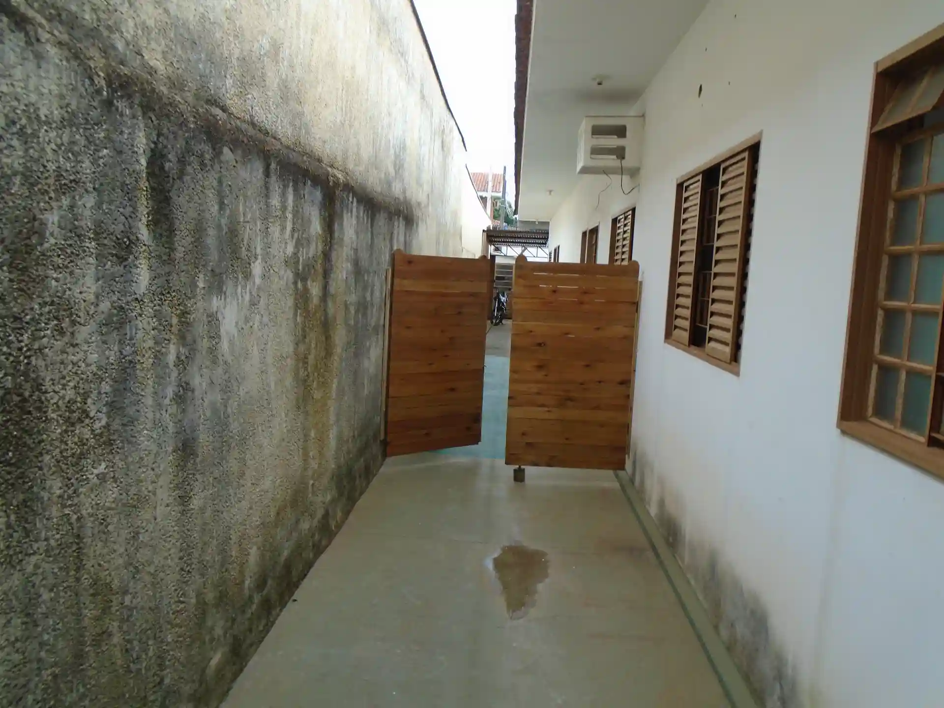 Casa  à venda, 300m² — foto 2 de 22