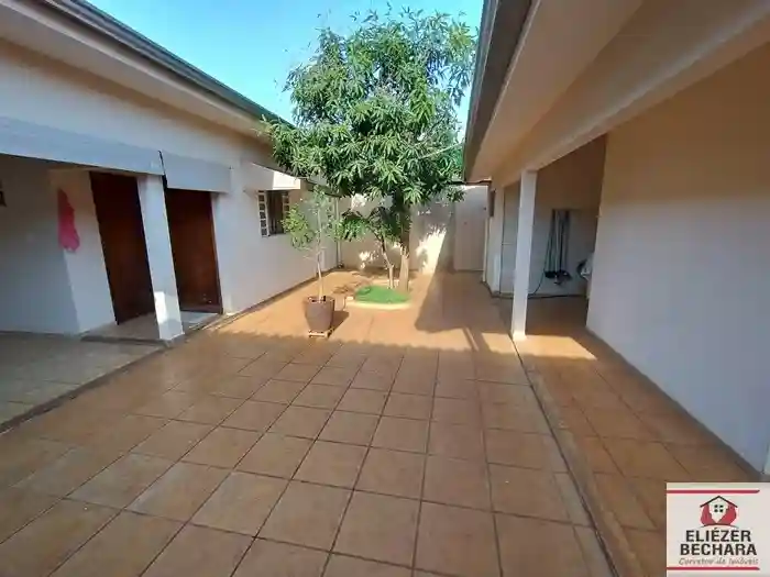 Casa com 3 quartos à venda, 212m² — foto 28 de 51