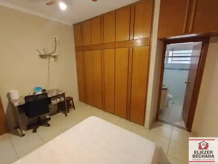 Casa com 3 quartos à venda, 212m² — foto 12 de 51