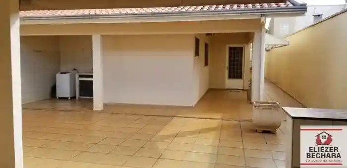 Casa com 3 quartos à venda, 212m² — foto 50 de 51