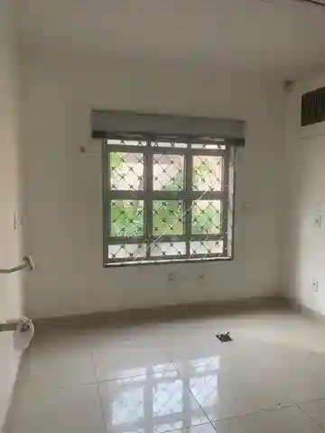 Casa Comercial com 3 quartos à venda, 220m² — foto 7 de 7