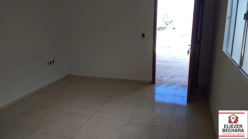 Casa à venda — foto 4 de 5