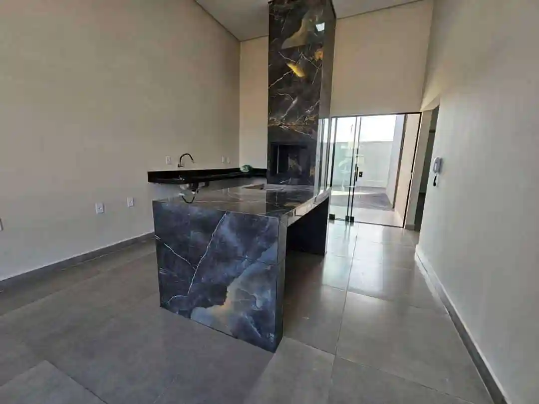 Casa de Vila com 3 quartos à venda, 120m² — foto 3 de 8
