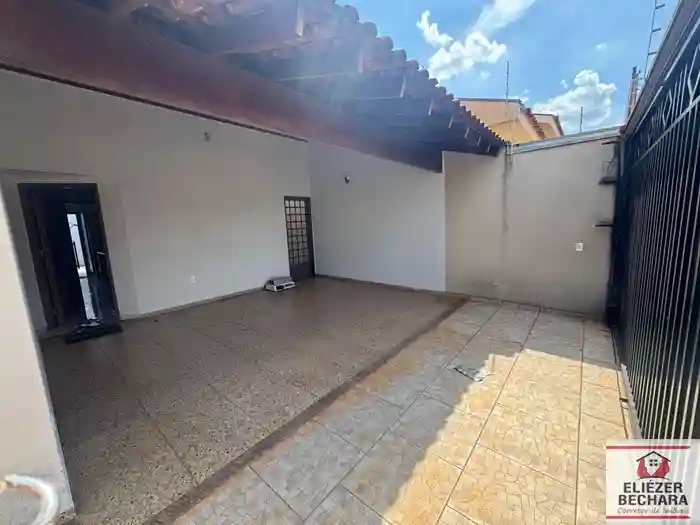 Casa com 3 quartos à venda, 130m² — foto 15 de 17