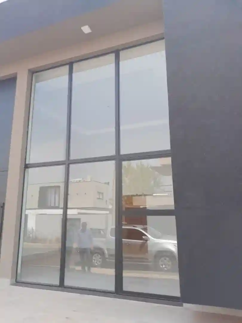 Casa de Condomínio com 3 quartos à venda, 400m² — foto 2 de 11