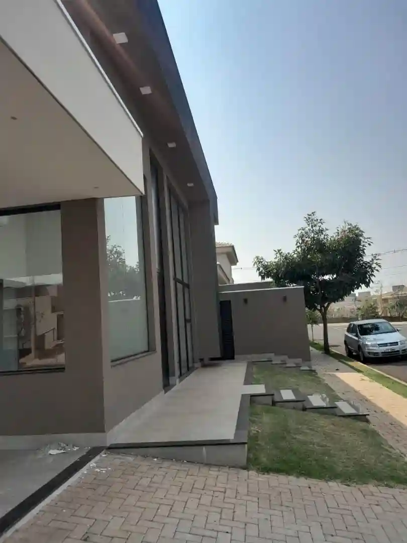 Casa de Condomínio com 3 quartos à venda, 400m² — foto 9 de 11