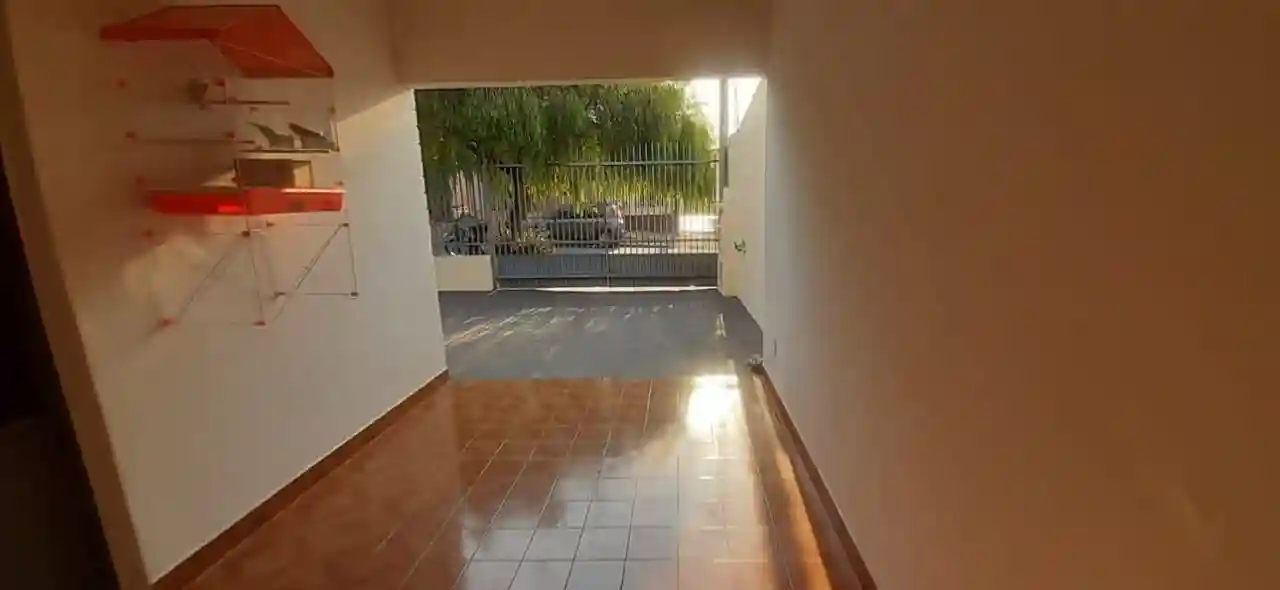 Casa com 4 quartos à venda, 247m² — foto 14 de 16