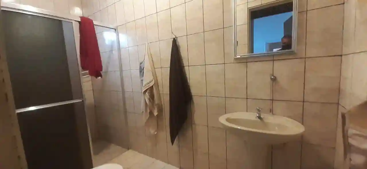 Casa com 4 quartos à venda, 247m² — foto 8 de 16