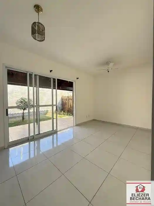 Casa de Condomínio com 3 quartos à venda, 120m² — foto 2 de 23