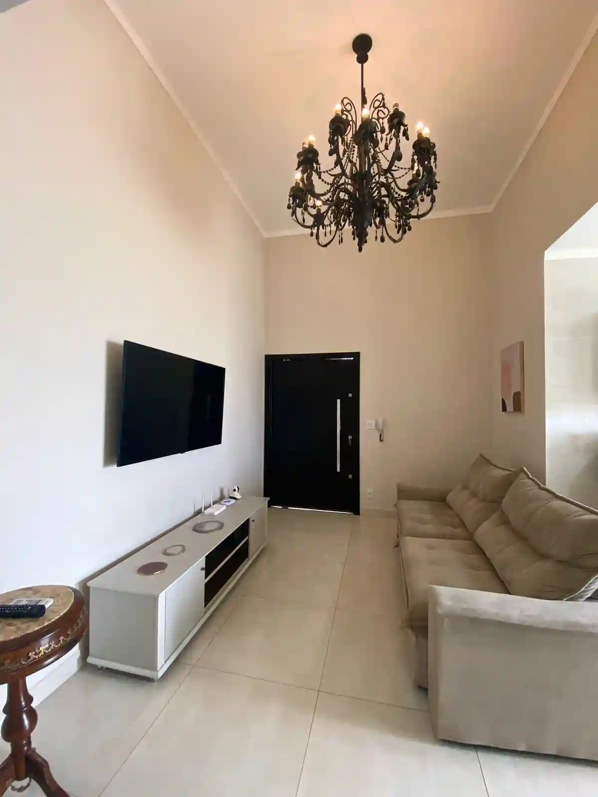 Casa com 2 quartos à venda, 80m² — foto 1 de 3