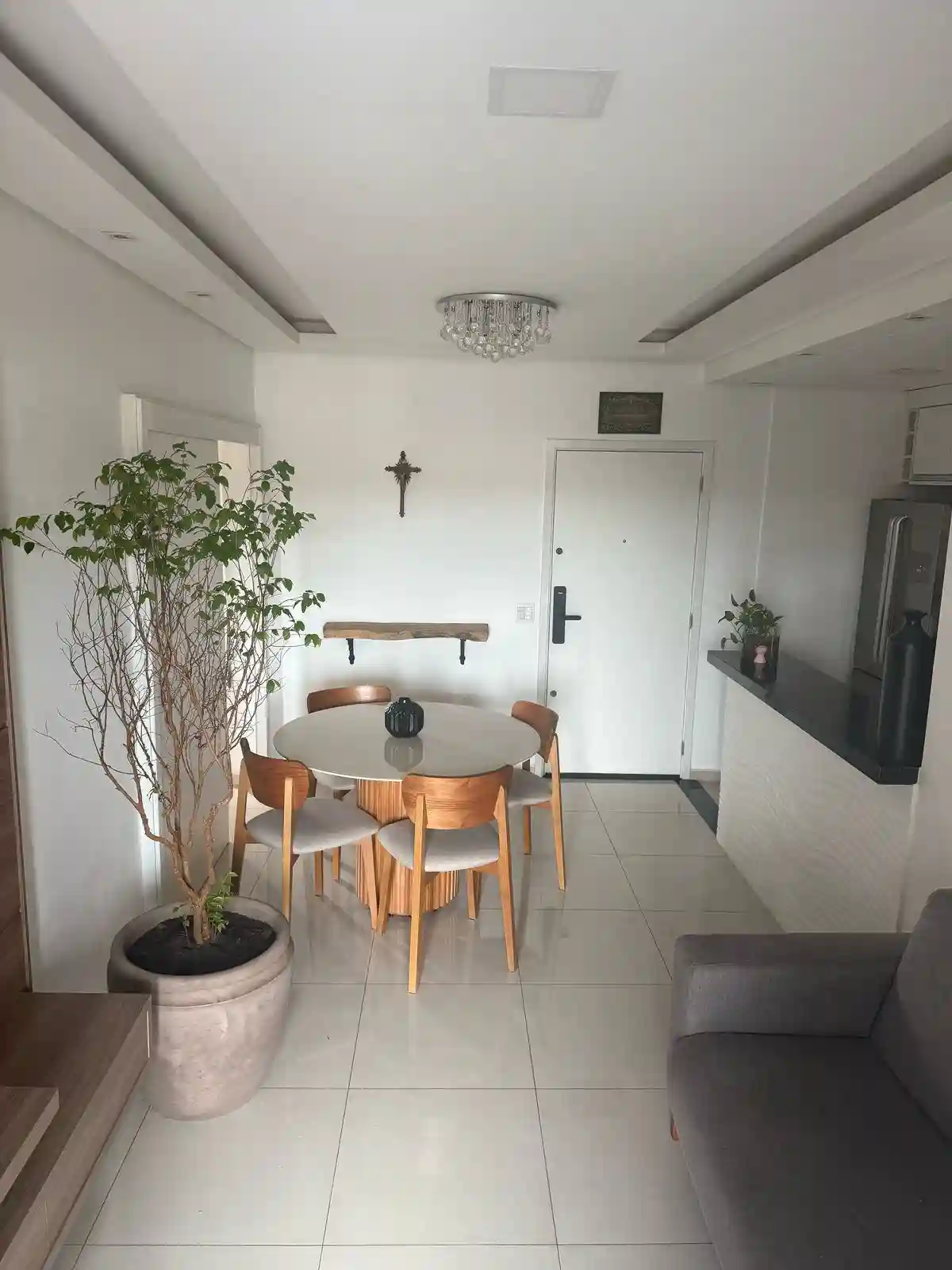 Apartamento com 2 quartos à venda, 70m² — foto 4 de 15