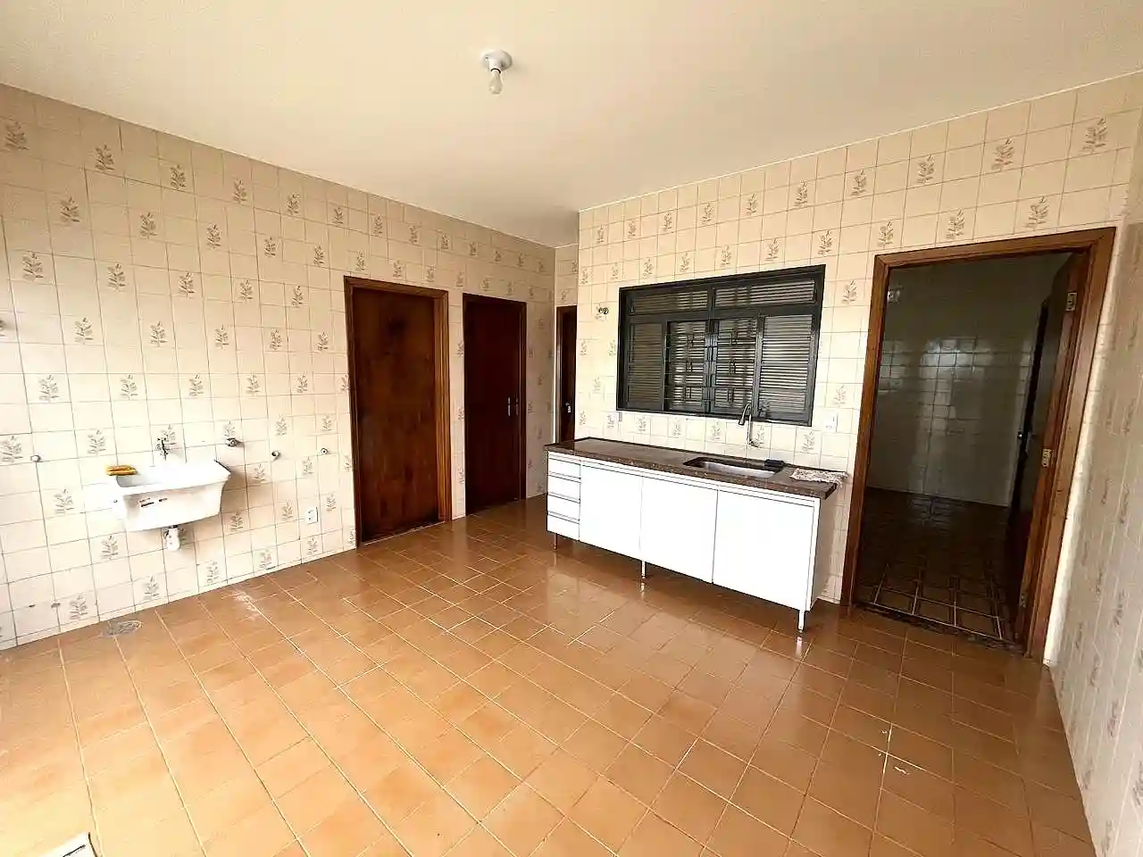 Casa Comercial  à venda, 280m² — foto 9 de 14