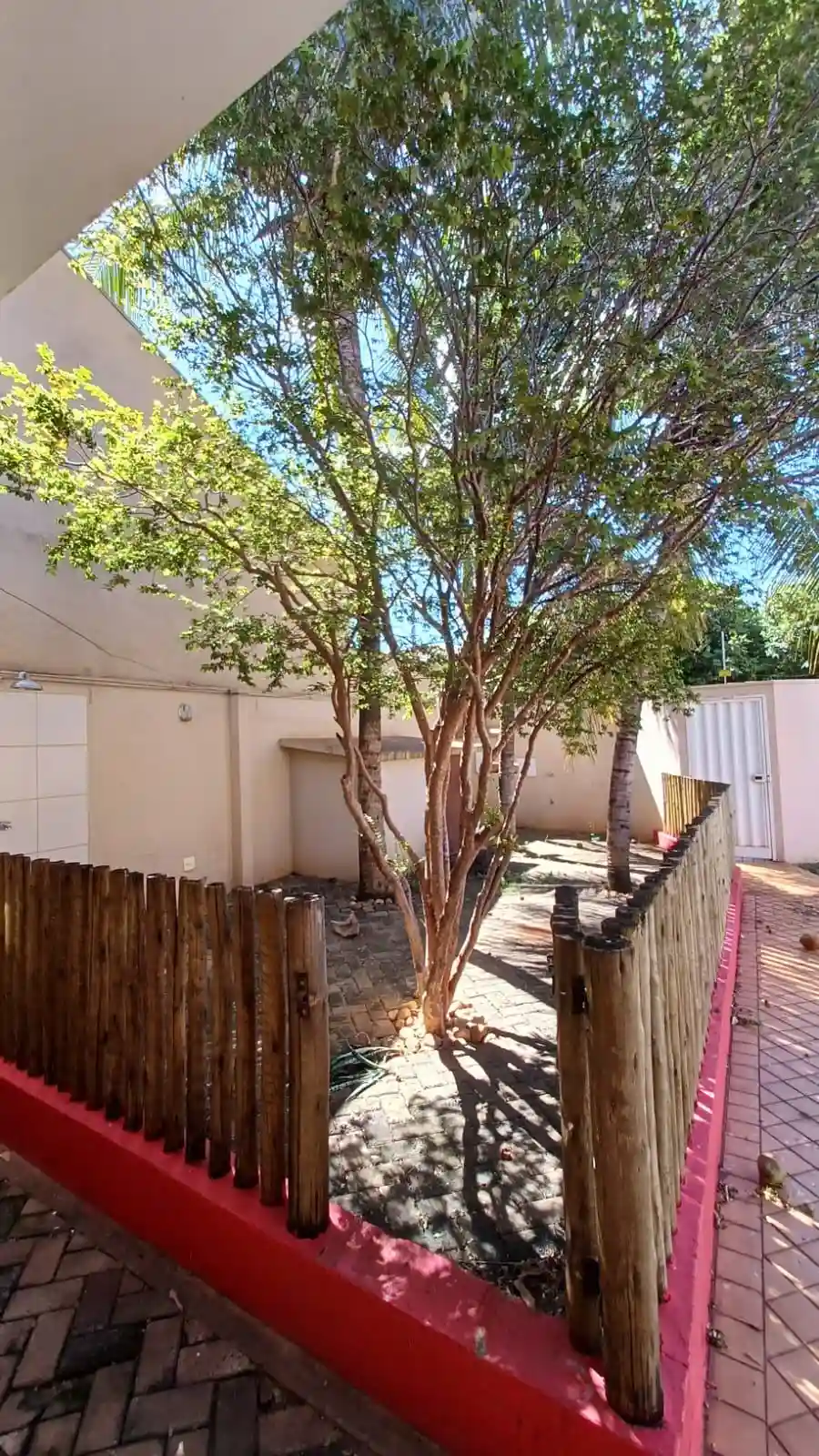 Casa com 3 quartos à venda, 180m² — foto 4 de 29