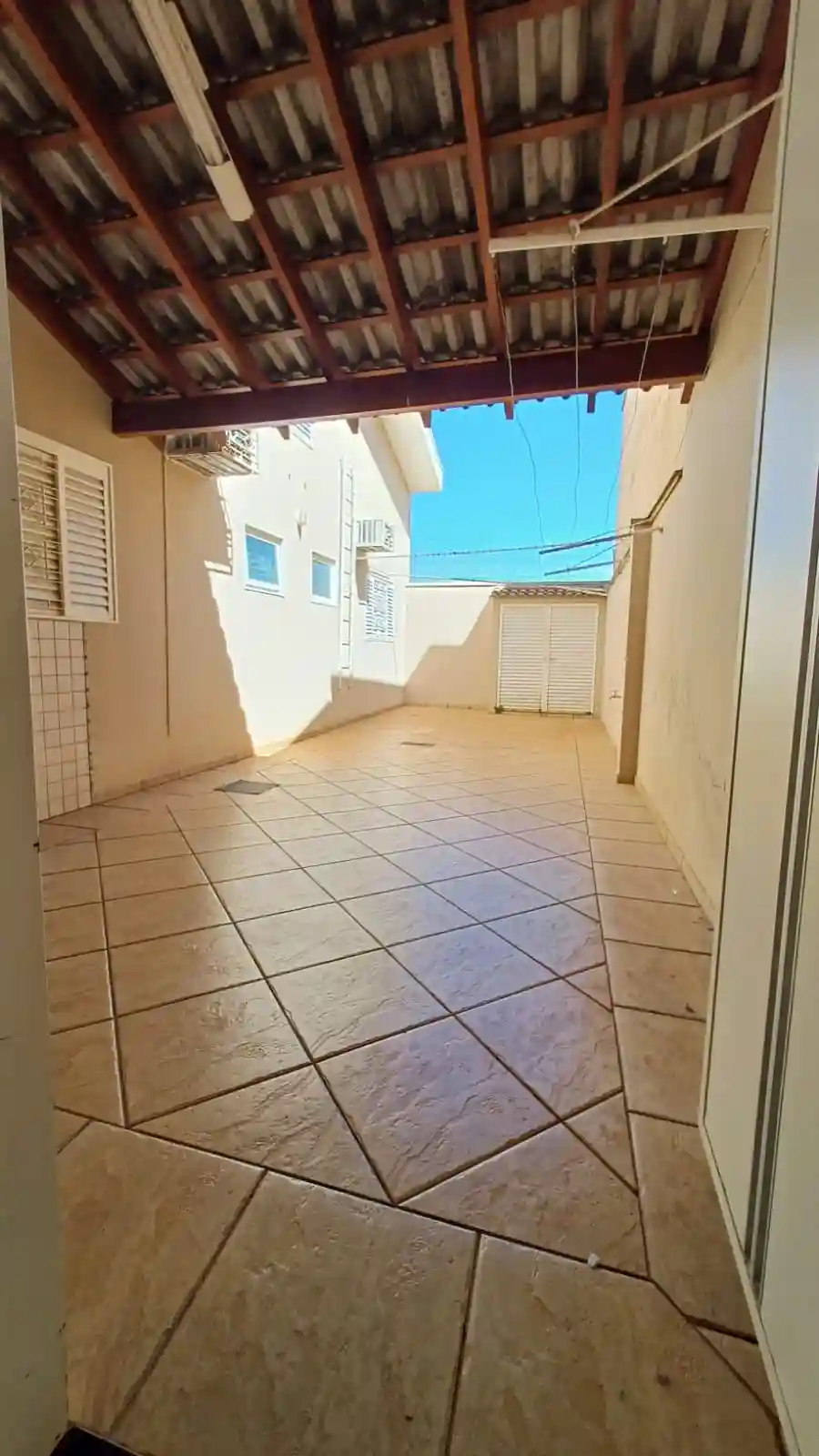 Casa com 3 quartos à venda, 180m² — foto 29 de 29