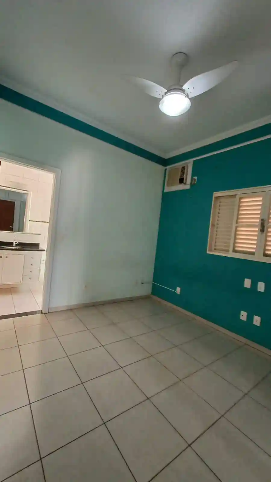 Casa com 3 quartos à venda, 180m² — foto 24 de 29