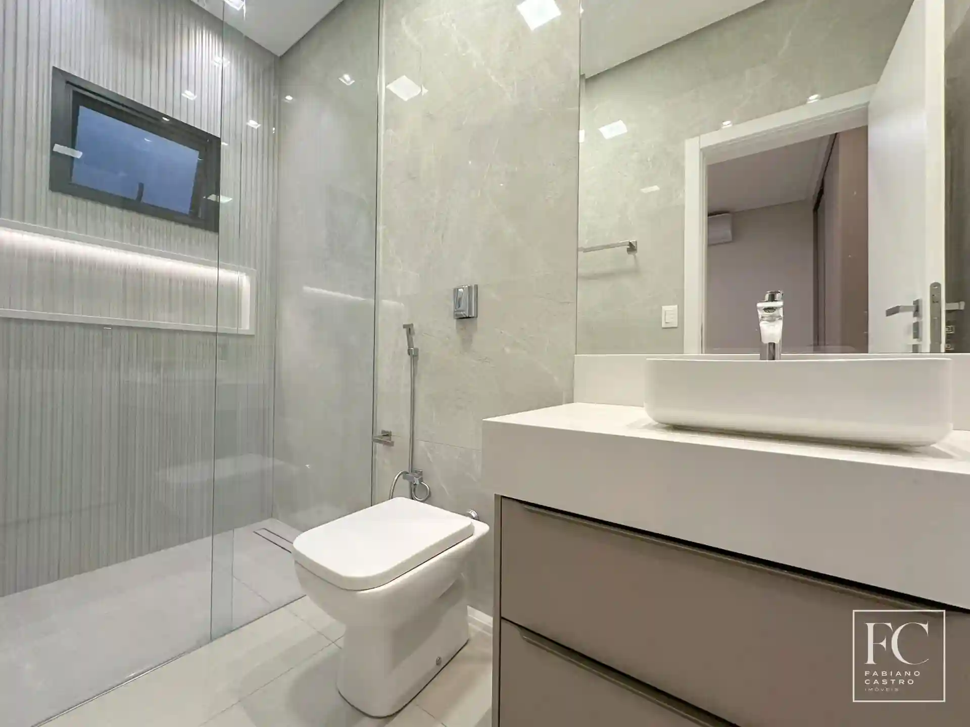 Casa de Condomínio com 3 quartos à venda, 304m² — foto 29 de 48