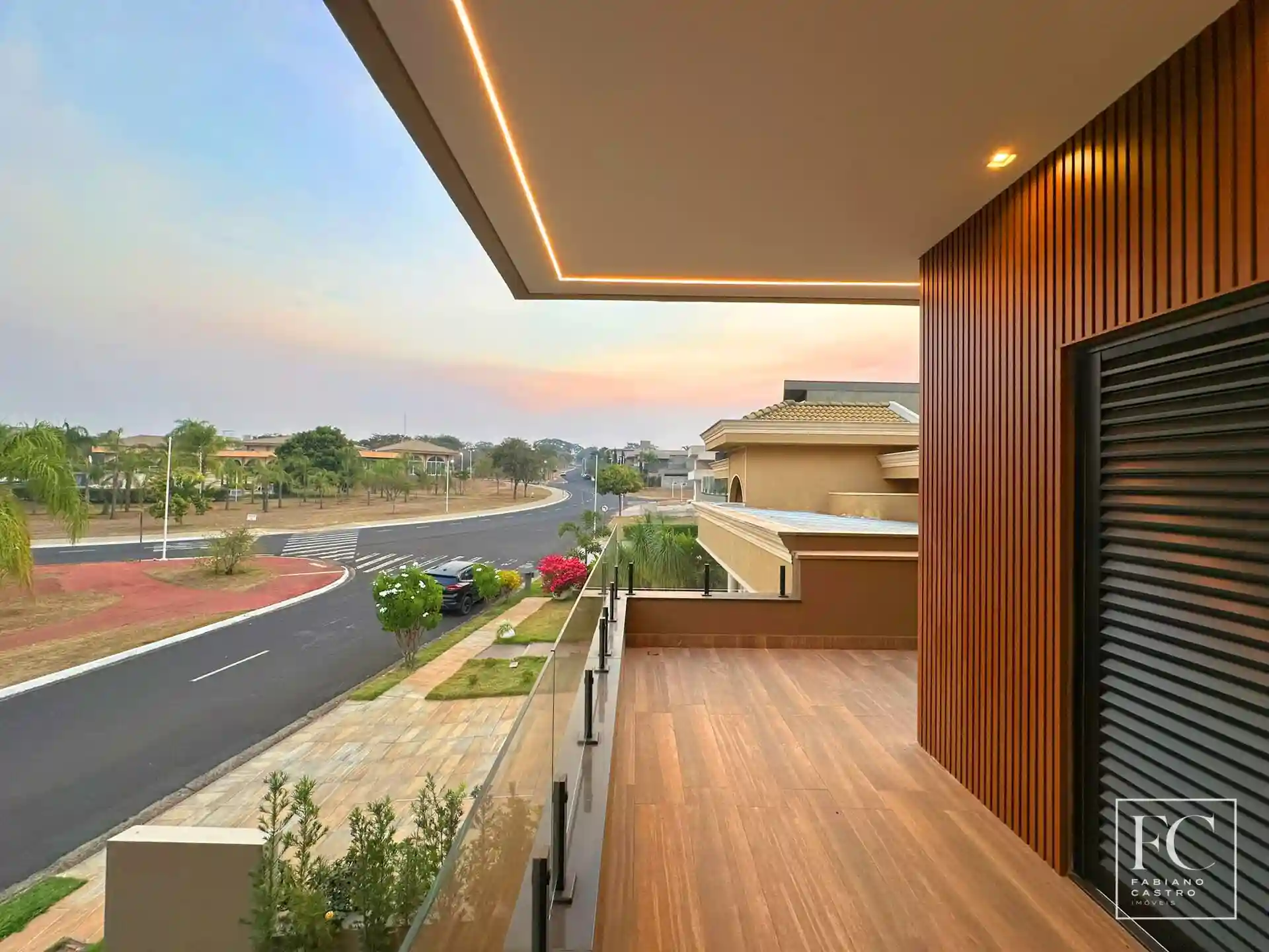 Casa de Condomínio com 3 quartos à venda, 304m² — foto 43 de 48
