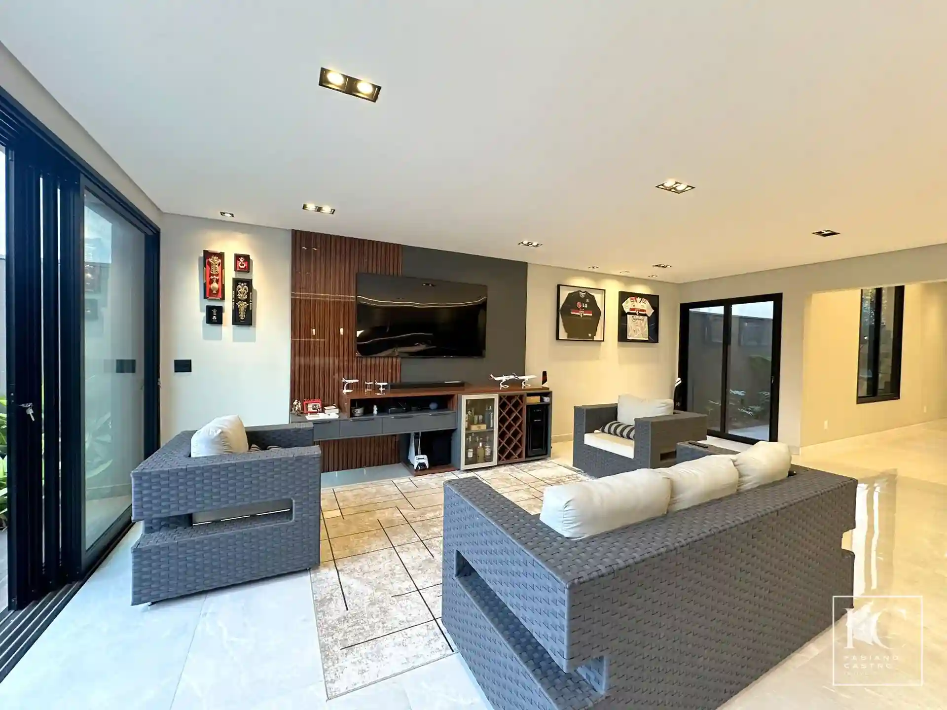 Casa de Condomínio com 3 quartos à venda, 304m² — foto 10 de 48