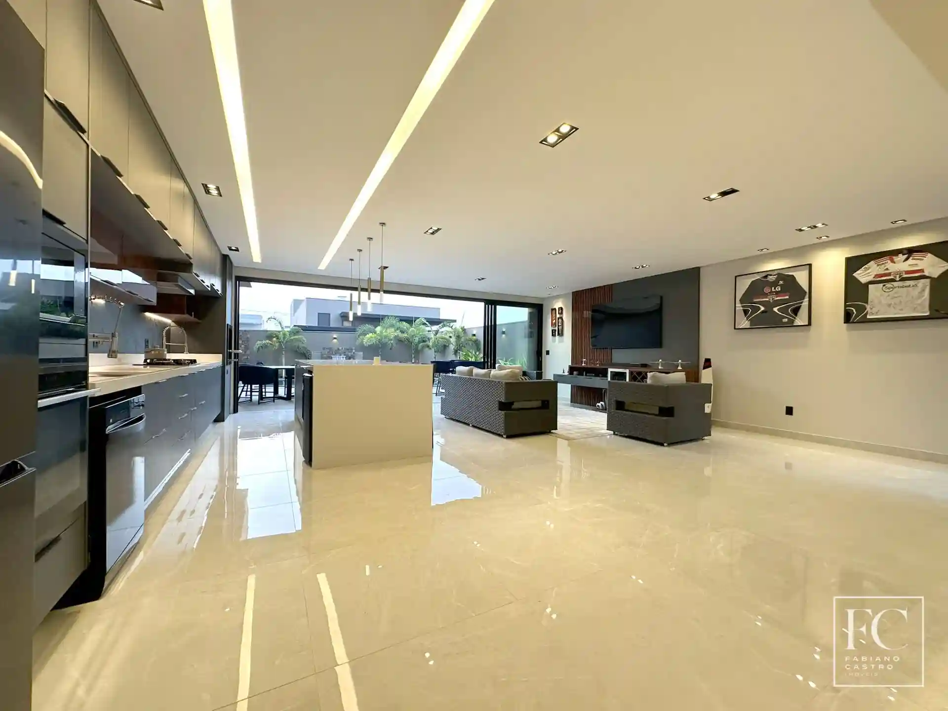 Casa de Condomínio com 3 quartos à venda, 304m² — foto 6 de 48