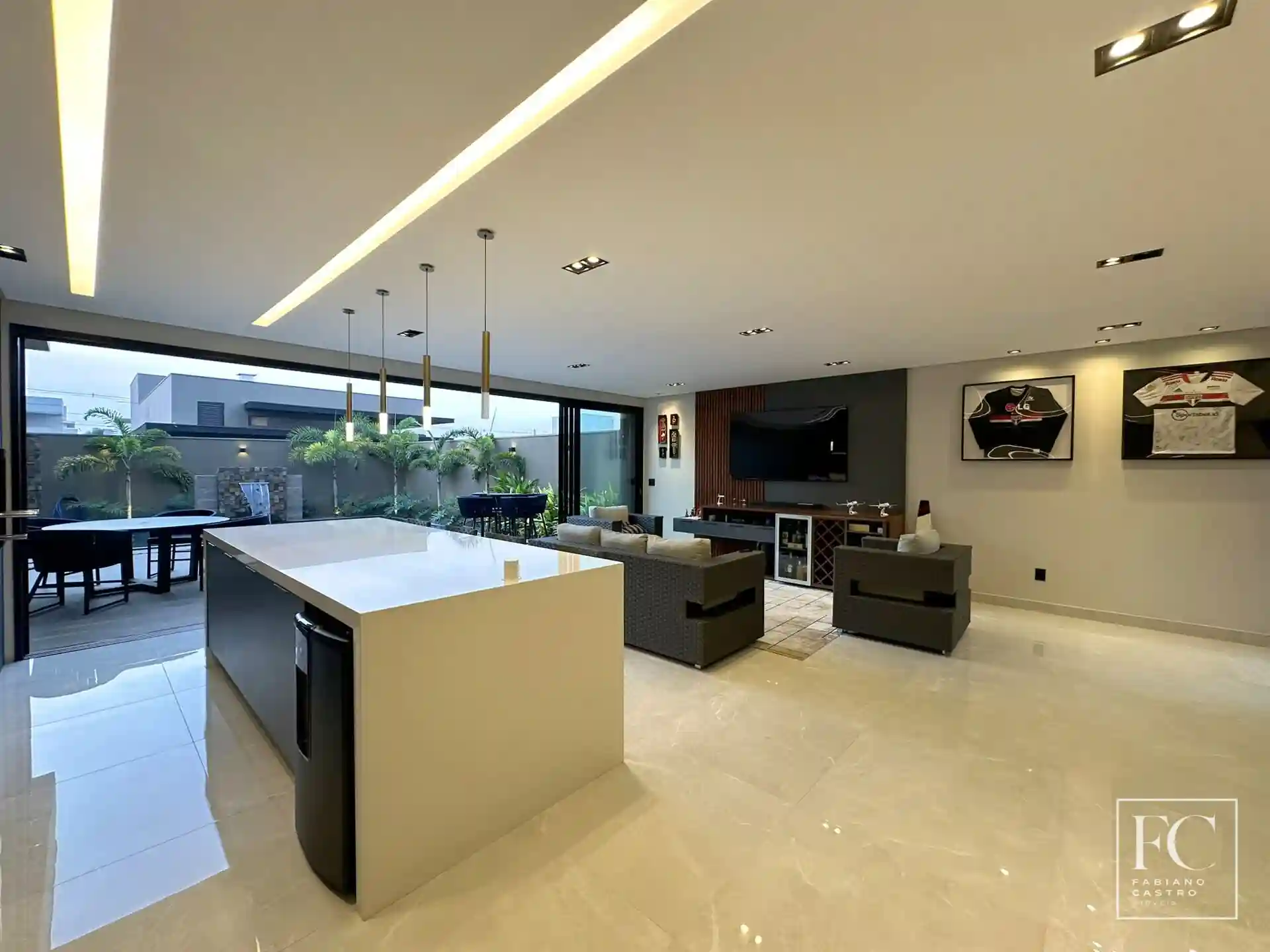 Casa de Condomínio com 3 quartos à venda, 304m² — foto 15 de 48