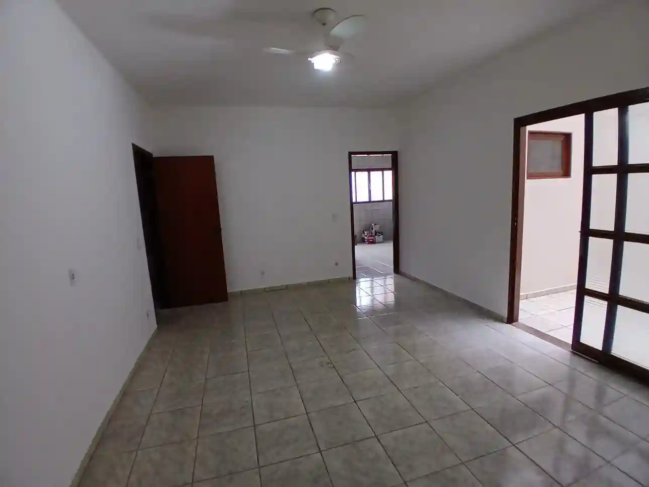 Casa com 4 quartos à venda, 10m² — foto 7 de 11