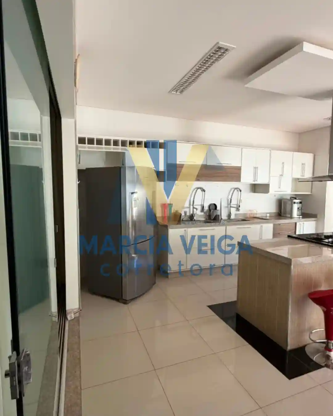 Casa de Condomínio com 3 quartos para aluguel, 999m² — foto 8 de 9