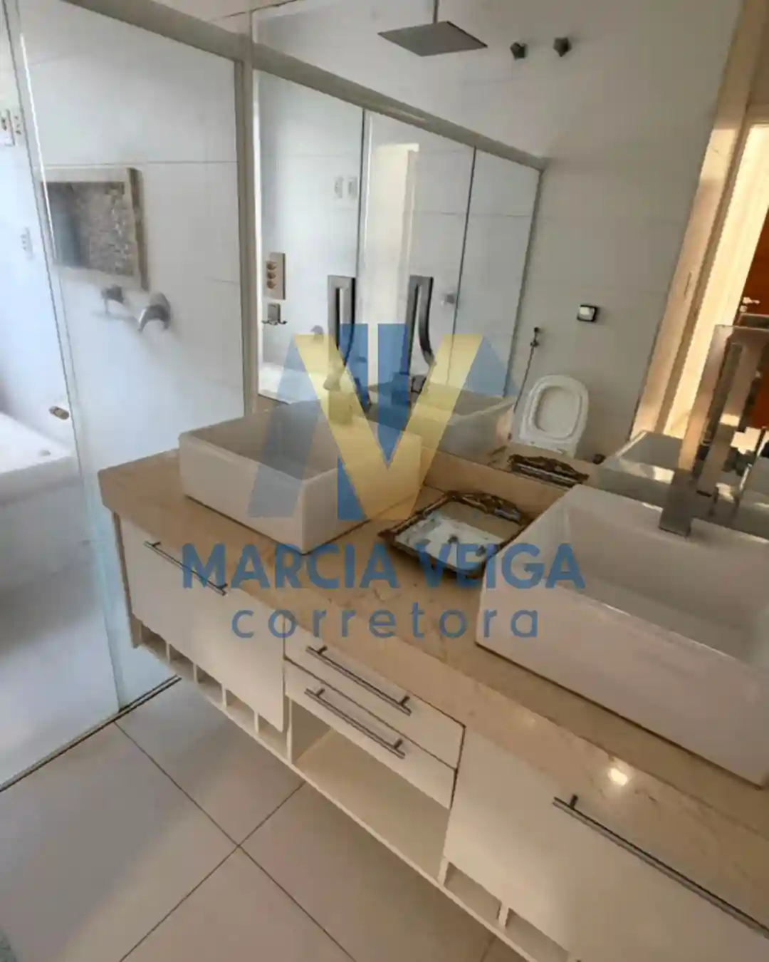 Casa de Condomínio com 3 quartos para aluguel, 999m² — foto 9 de 9