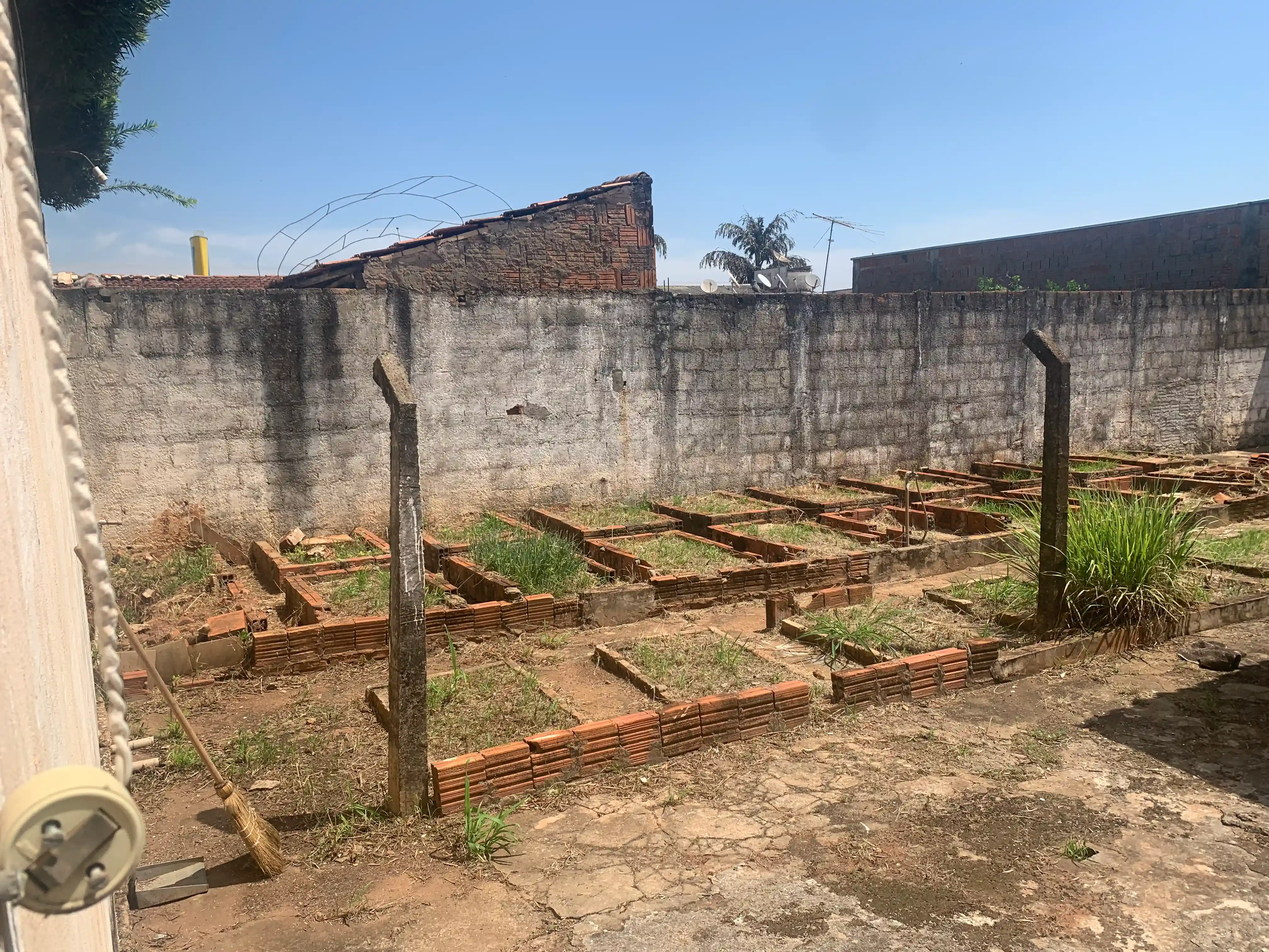 Casa com 2 quartos à venda, 180m² — foto 32 de 34