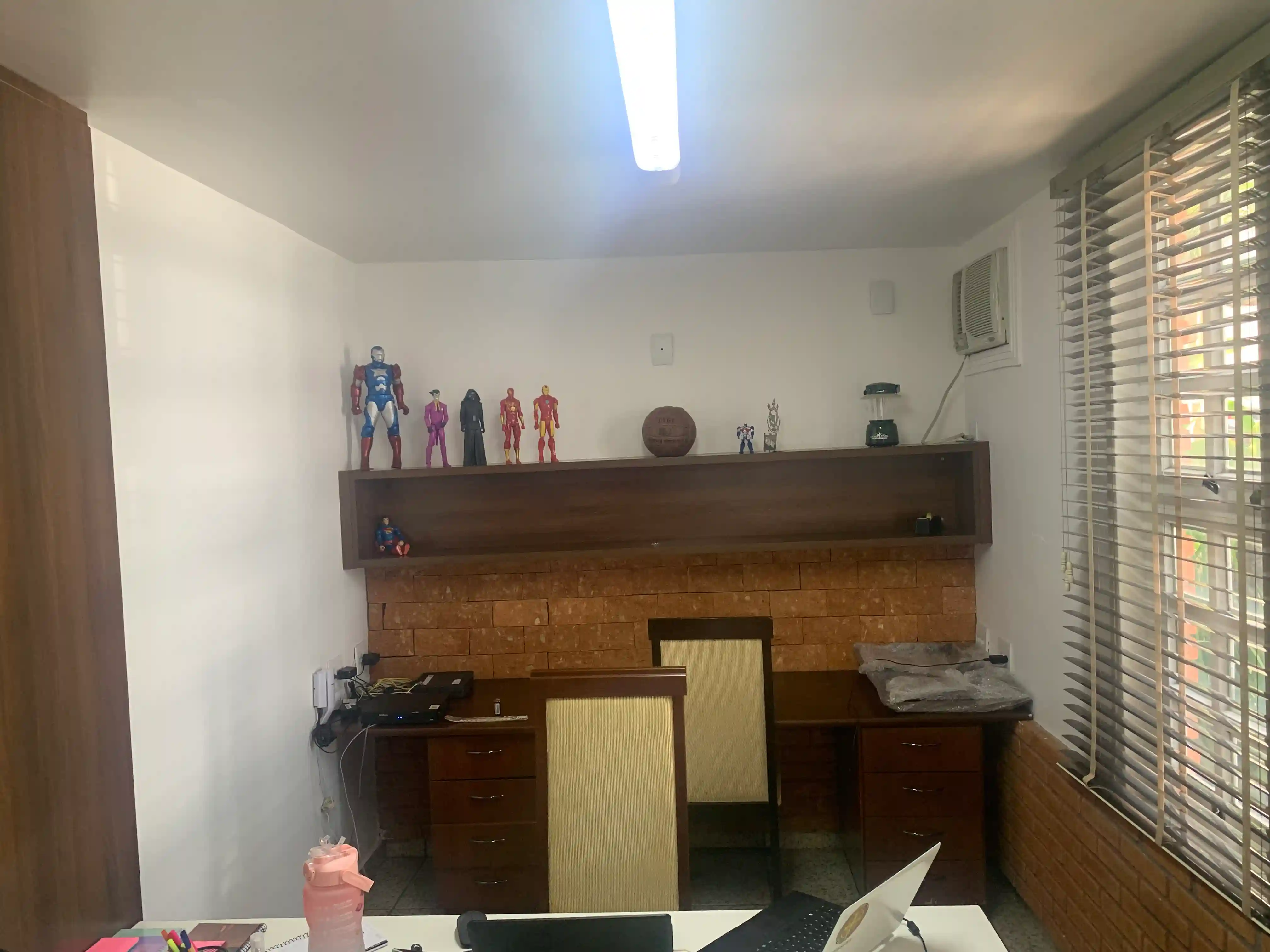Casa com 2 quartos à venda, 180m² — foto 2 de 34