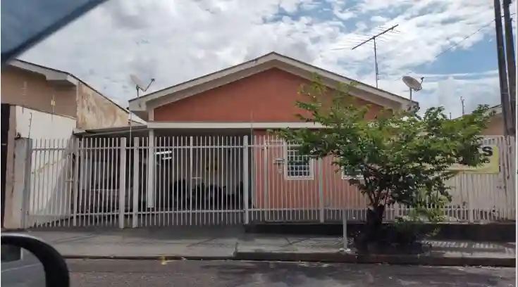 Casa à venda — foto 1 de 11
